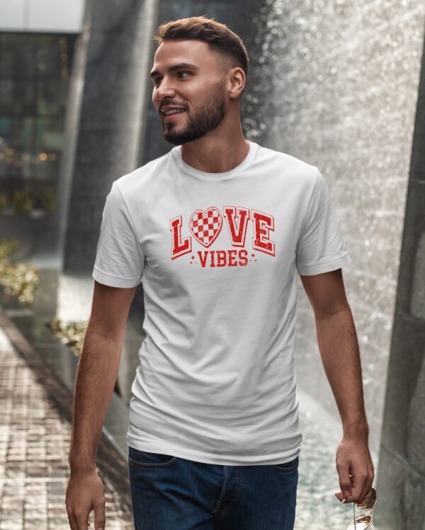 Koszulka na Walentynki LOVE VIBES